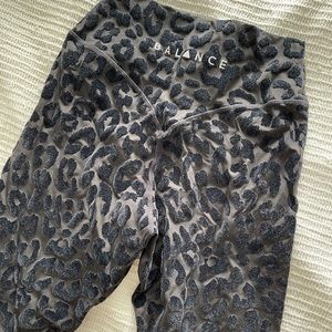 Like new never worn balance kingdom leggings